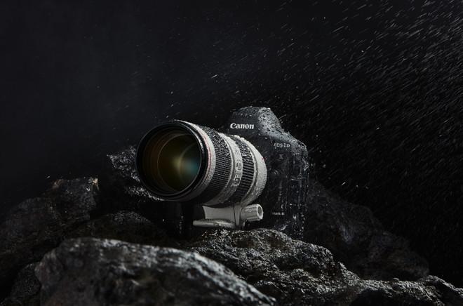 Máy ảnh Canon EOS-1D X Mark III