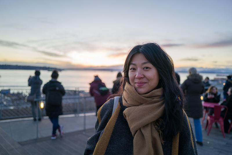 Máy ảnh Leica Q2 Dawn By Seal