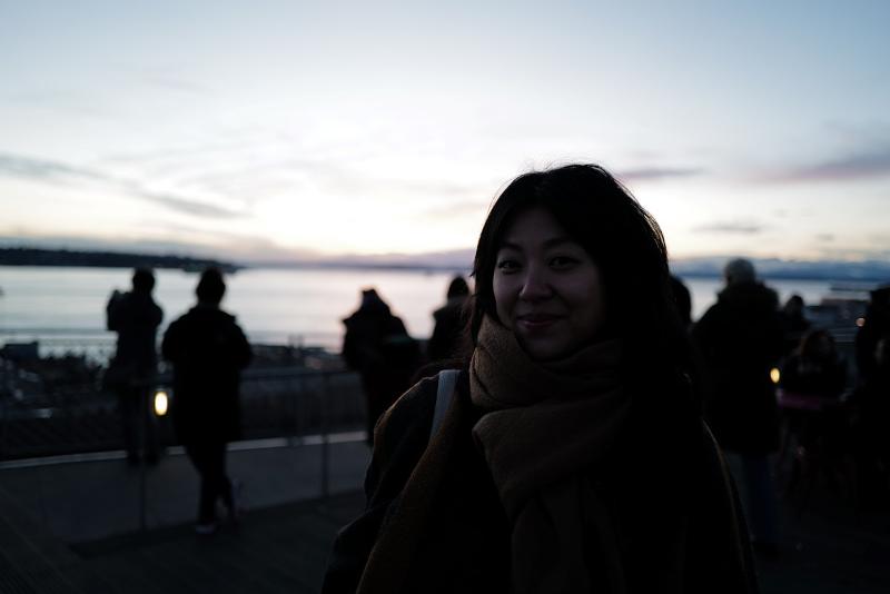 Máy ảnh Leica Q2 Dawn By Seal