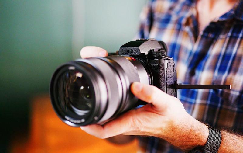 Máy Ảnh Panasonic Lumix S5 IIX (Body Only) Máy Ảnh Panasonic Lumix S5 IIX (Body Only)