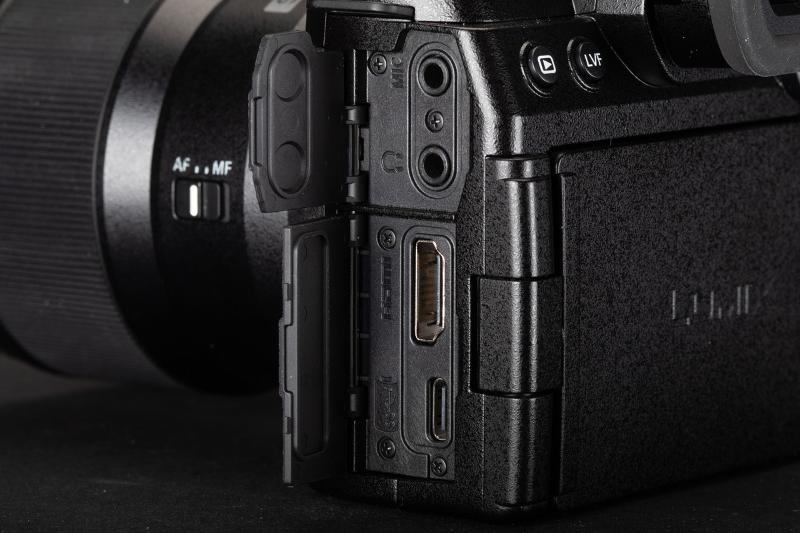 Máy Ảnh Panasonic Lumix S5 II (Body Only)