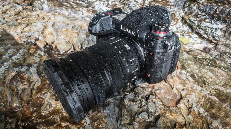 Máy ảnh Panasonis Lumix DC-S1H