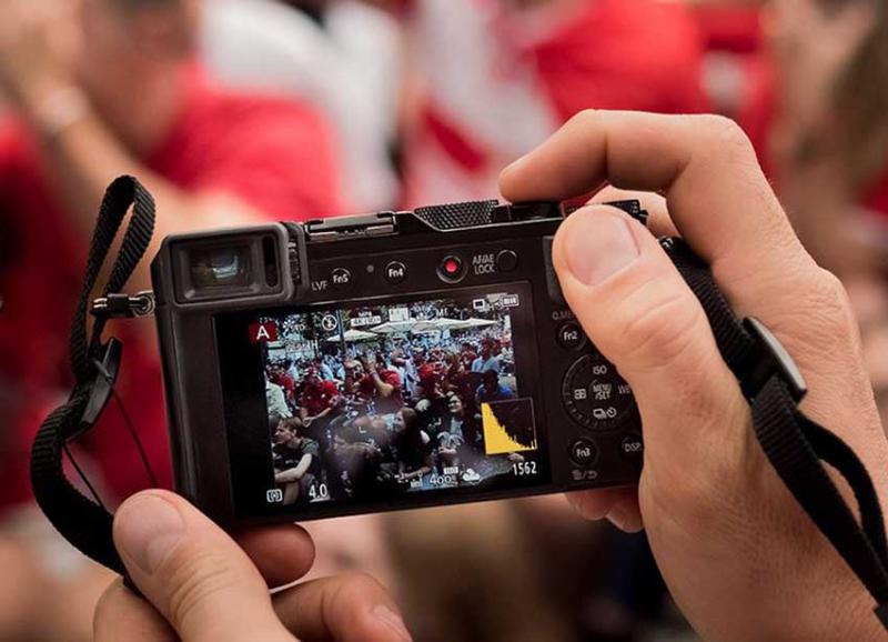 Máy ảnh Panasonic Lumix LX100 II