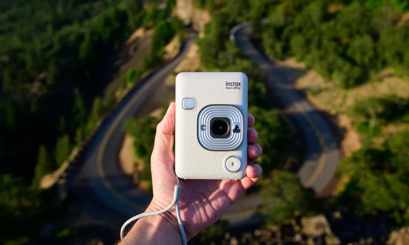 Máy ảnh Fujifilm Instax Mini LiPlay (Blush Gold) | Chính hãng Máy ảnh Fujifilm Instax Mini LiPlay (Blush Gold) | Chính hãng