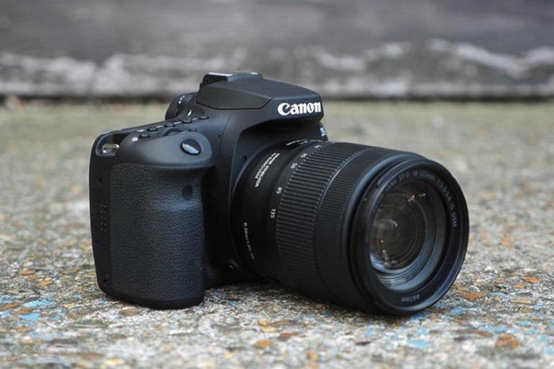Máy ảnh Canon EOS 90D (Nhập khẩu,Body Only)