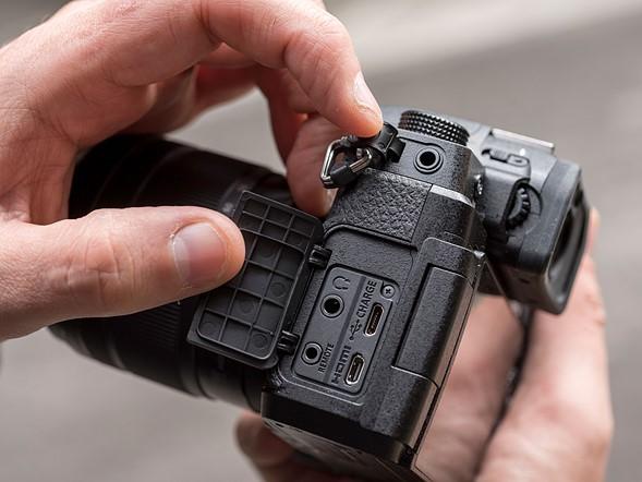 Máy ảnh Panasonic Lumix G95 (Body Only) Máy ảnh Panasonic Lumix G95 (Body Only)