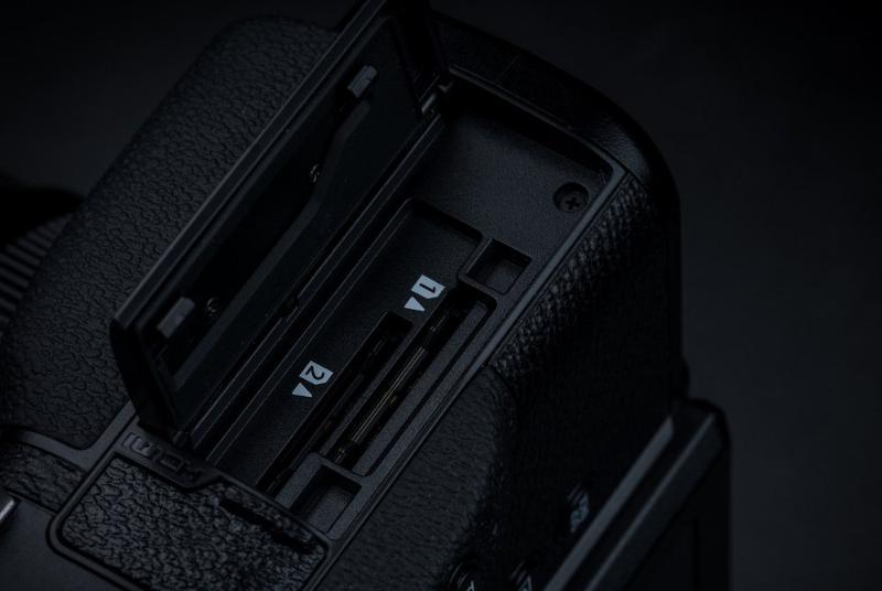 Máy ảnh Fujifilm GFX 50R (Body) | Chính hãng