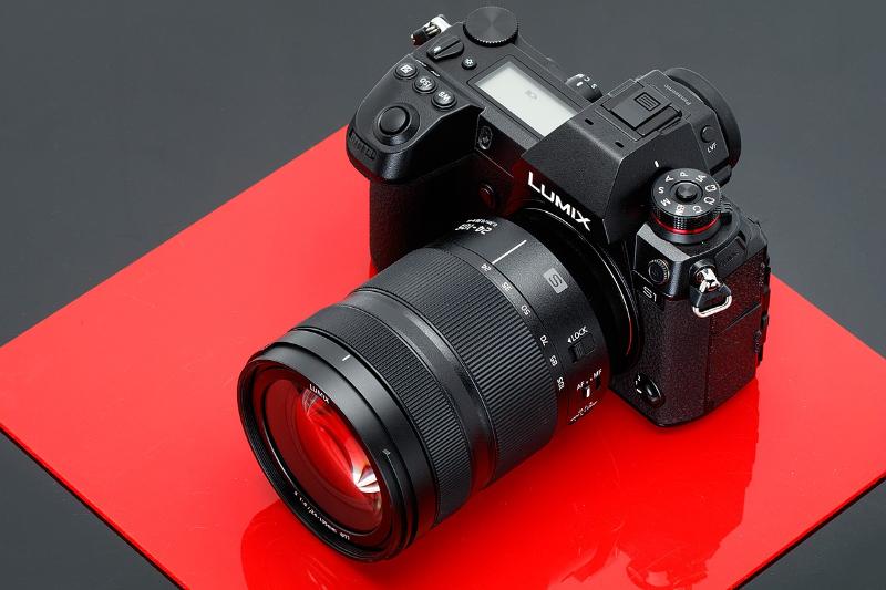 Máy Ảnh Mirrorless Panasonic Lumix S1 (Body Only) Máy Ảnh Mirrorless Panasonic Lumix S1 (Body Only)