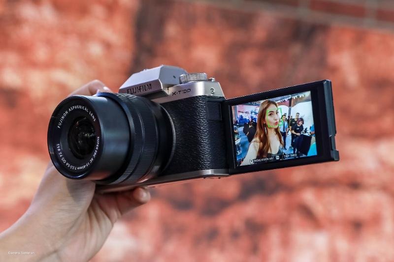Máy ảnh Fujifilm X-T100 (Black, Body Only) | Chính hãng Máy ảnh Fujifilm X-T100 (Black, Body Only) | Chính hãng