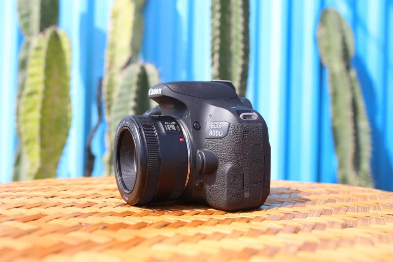 Máy ảnh Canon EOS 800D (Body Only)