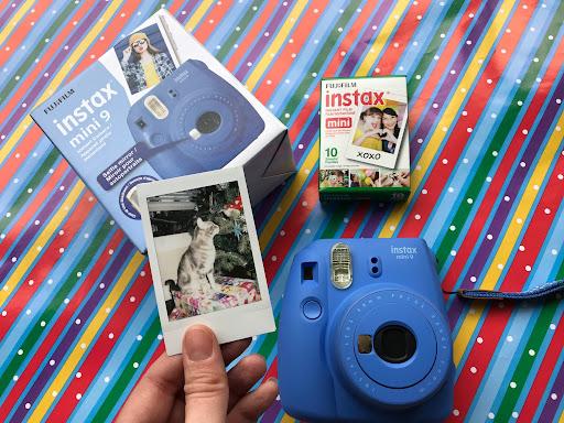 Máy ảnh Fujifilm instax mini 9 (Smokey White) | Chính hãng
