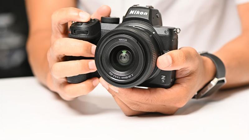 Máy ảnh Nikon Z5 (Body Only)
