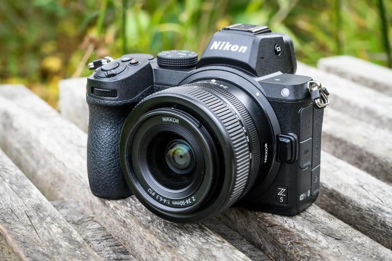 Máy ảnh Nikon Z5 (Body Only)