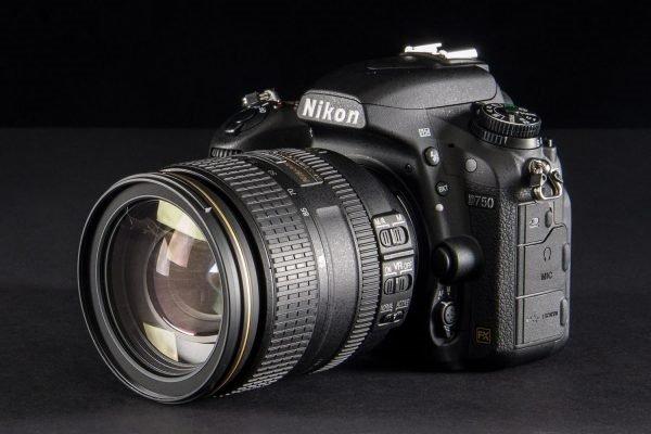 Máy ảnh Nikon D750 (Body Only) Máy ảnh Nikon D750 (Body Only)
