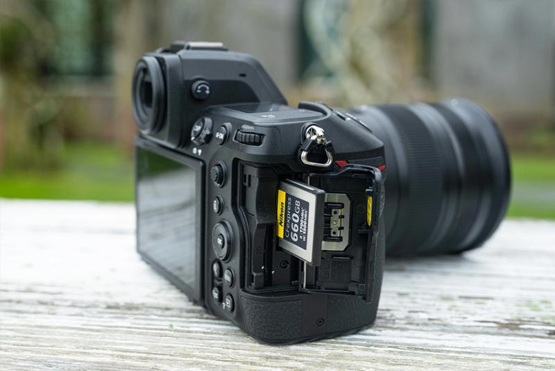 Máy ảnh Nikon Z8 (Body Only) Máy ảnh Nikon Z8 (Body Only)