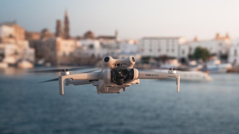 DJI Mini 4 Pro Fly More combo Plus (DJI RC 2) (GL) DJI Mini 4 Pro Fly More combo Plus (DJI RC 2) (GL)