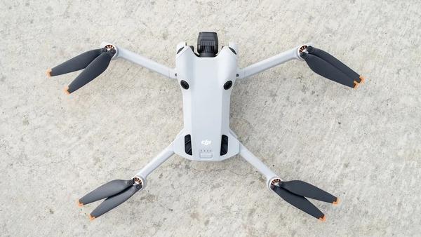 DJI Mini 4 Pro Fly More combo Plus (DJI RC 2) (GL) DJI Mini 4 Pro Fly More combo Plus (DJI RC 2) (GL)