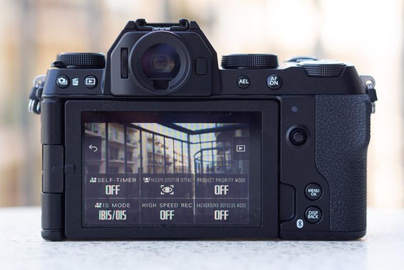 Máy ảnh Fujifilm X-S20 Máy ảnh Fujifilm X-S20