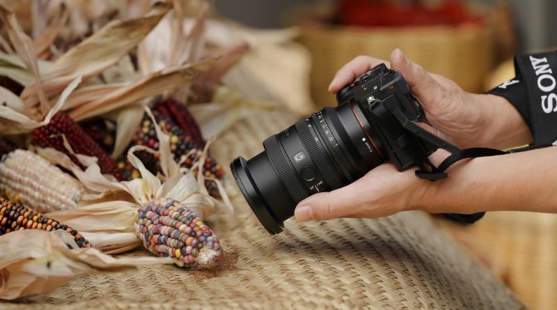 Ống Kính Sony FE 24-50mm f/2.8 G Ống Kính Sony FE 24-50mm f/2.8 G