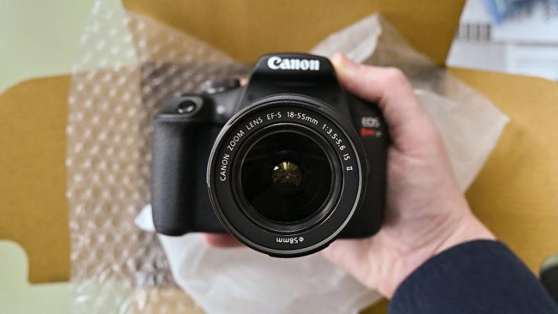 MÁY ẢNH CANON EOS REBEL T7 MÁY ẢNH CANON EOS REBEL T7