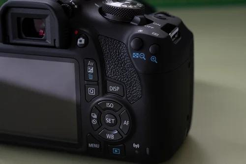 MÁY ẢNH CANON EOS REBEL T7