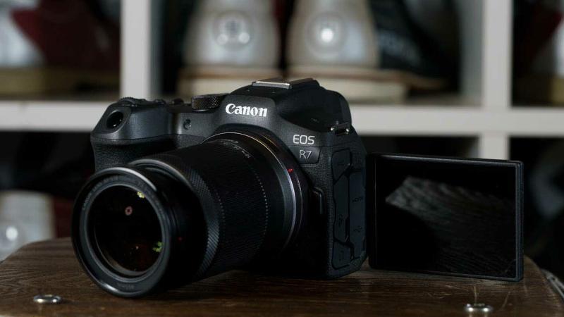 MÁY ẢNH CANON EOS R7 | Chính Hãng MÁY ẢNH CANON EOS R7 | Chính Hãng