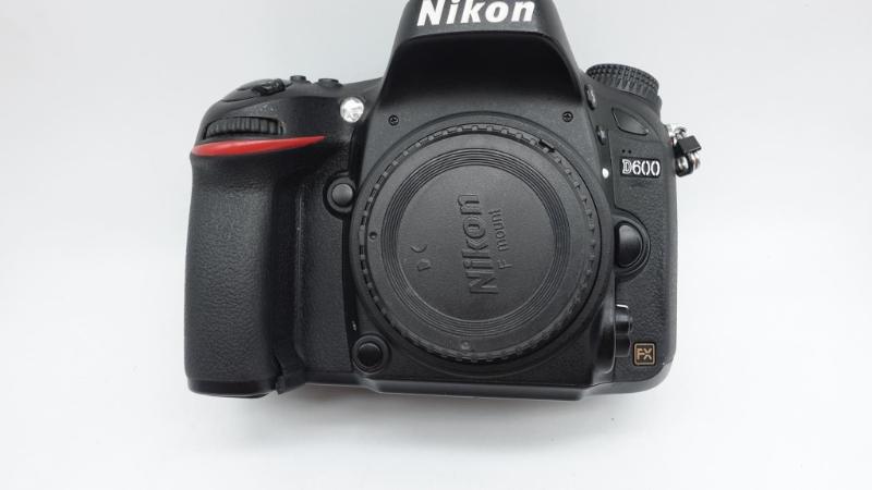 MÁY ẢNH NIKON D600 MÁY ẢNH NIKON D600
