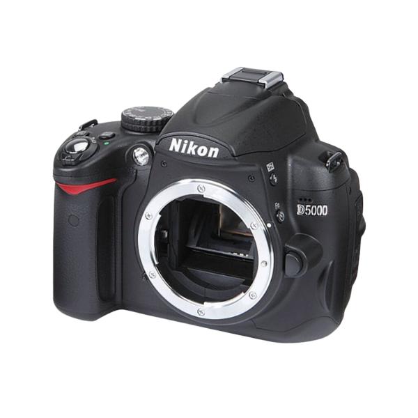 MÁY ẢNH NIKON D5000