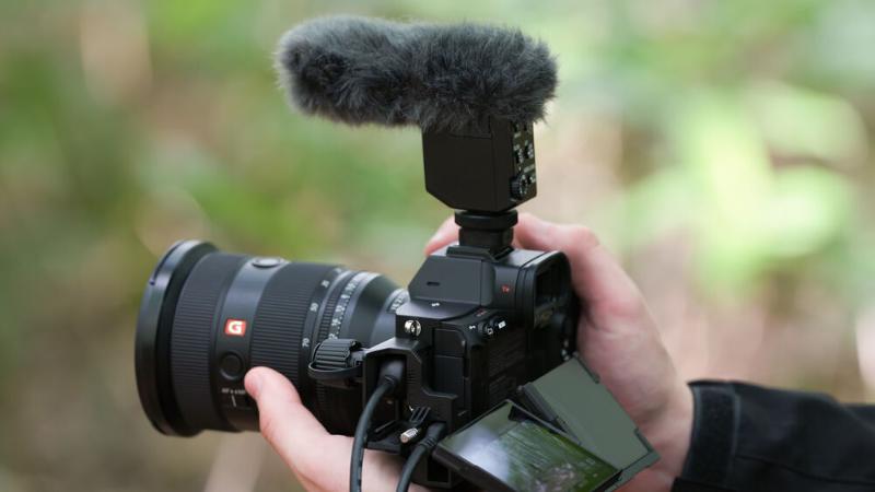 MÁY ẢNH SONY ALPHA A7R MARK V (Chính hãng) MÁY ẢNH SONY ALPHA A7R MARK V (Chính hãng)