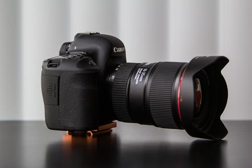ỐNG KÍNH CANON EF 16-35mm F4 L IS USM