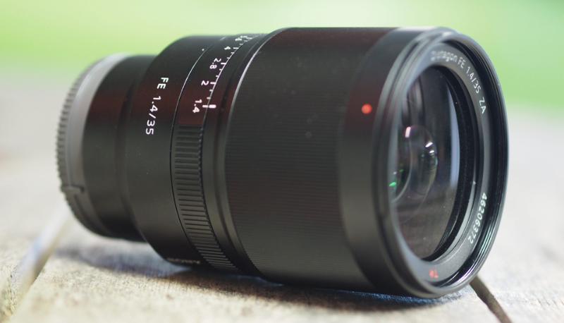 ỐNG KÍNH SONY DISTAGON T* FE 35mm F1.4 ZA ỐNG KÍNH SONY DISTAGON T* FE 35mm F1.4 ZA