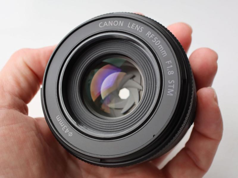 ỐNG KÍNH CANON RF 50mm F1.8 STM (HÃNG) ỐNG KÍNH CANON RF 50mm F1.8 STM (HÃNG)