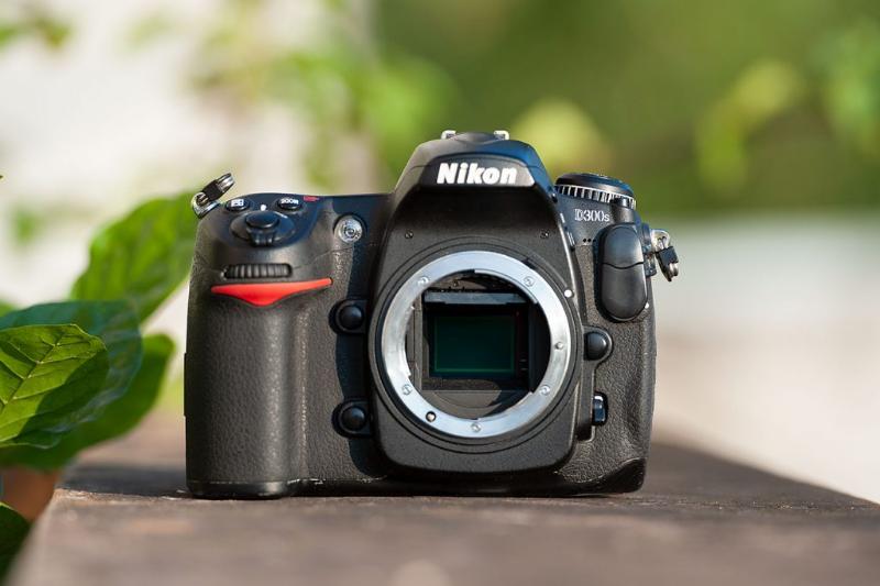 MÁY ẢNH NIKON D300S MÁY ẢNH NIKON D300S