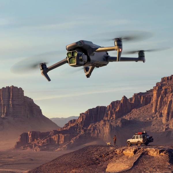 DJI MAVIC 3 PRO (DJI RC) DJI MAVIC 3 PRO (DJI RC)