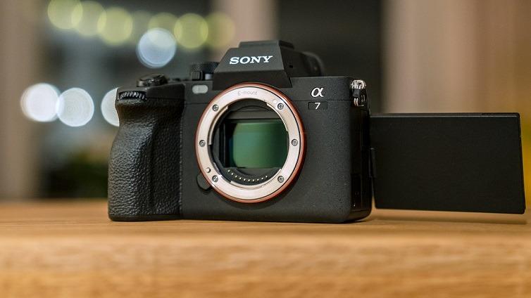 Máy ảnh Sony Alpha A7 Mark IV A7M4 Kit FE 28-70mm F3.5-5.6 OSS (Chính Hãng) Máy ảnh Sony Alpha A7 Mark IV A7M4 Kit FE 28-70mm F3.5-5.6 OSS (Chính Hãng)