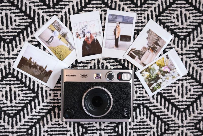 MÁY ẢNH FUJIFILM INSTAX MINI EVO (BLACK) MÁY ẢNH FUJIFILM INSTAX MINI EVO (BLACK)