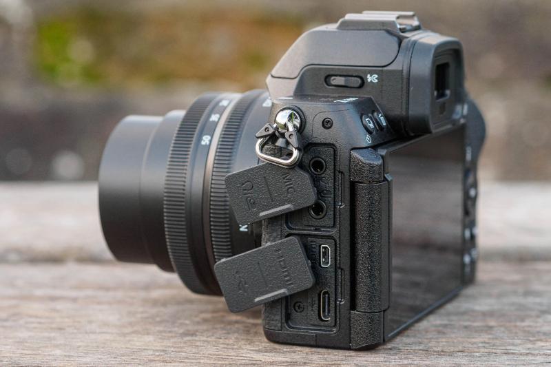 Máy ảnh Nikon Z50 II Body Máy ảnh Nikon Z50 II Body