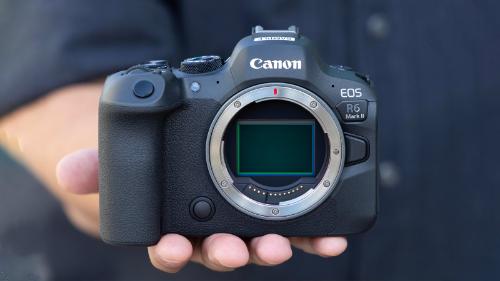 Máy ảnh Canon EOS RP (Body Only) (Nhập Khẩu) Máy ảnh Canon EOS RP (Body Only) (Nhập Khẩu)
