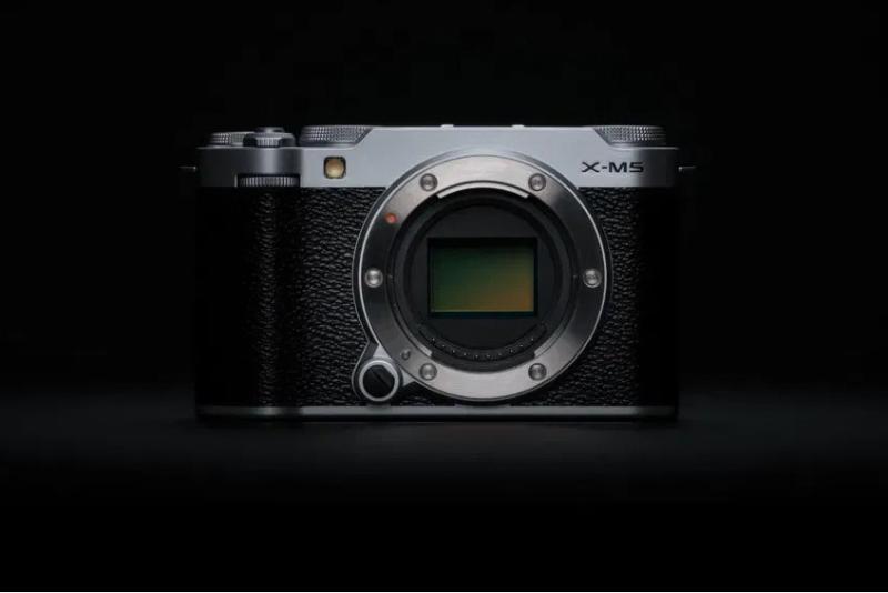 Máy ảnh Fujifilm X-M5 + Lens XC 15-45mm f/3.5-5.6 OIS PZ (Black) | Chính hãng