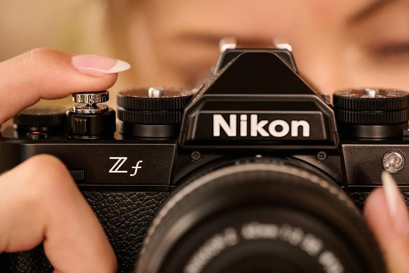 Máy ảnh Nikon Zf Kit Z 40mm F2 SE Máy ảnh Nikon Zf Kit Z 40mm F2 SE