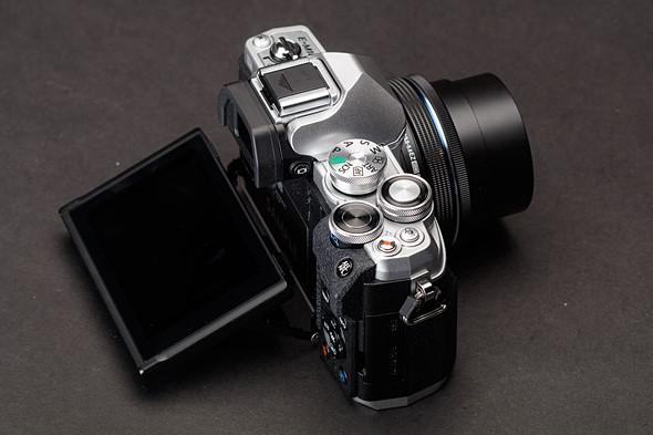 Máy ảnh OM SYSTEM OM-D E-M10 Mark IV (Body) Máy ảnh OM SYSTEM OM-D E-M10 Mark IV (Body)