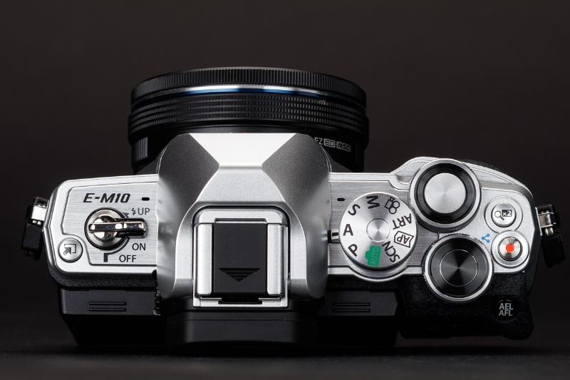 Máy ảnh OM-D E-M10 Mark IV Body Silver Máy ảnh OM-D E-M10 Mark IV Body Silver