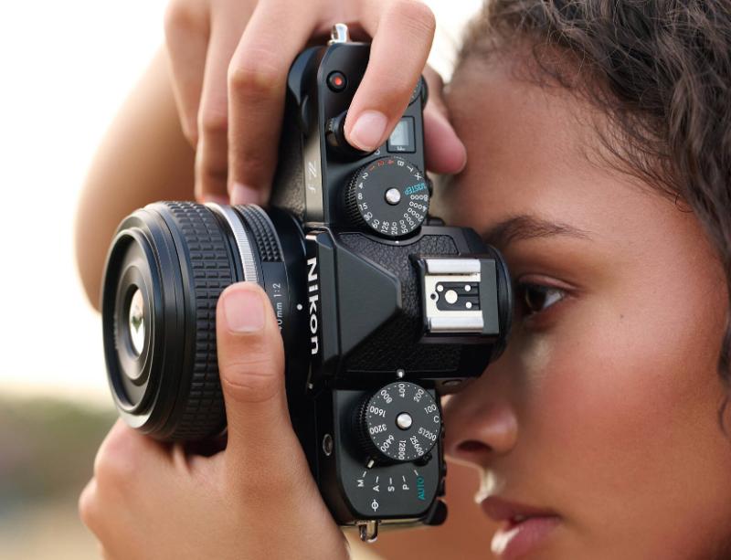 Máy ảnh Nikon Zf | Body Only | Silver (Chính hãng) Máy ảnh Nikon Zf | Body Only | Silver (Chính hãng)