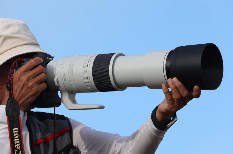 Ống Kính Canon RF 200-800mm f/6.3-9 IS USM | Chính Hãng Ống Kính Canon RF 200-800mm f/6.3-9 IS USM | Chính Hãng